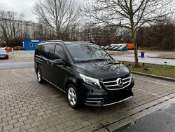 Gebraucht 2018 Mercedes V250 AMG Van / Kleinbus | 44.750 € (Teuer)