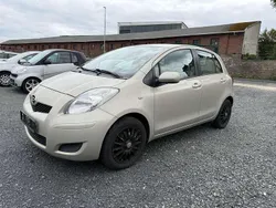 Beige Gebraucht 2013 Toyota Yaris Cool Kleinwagen | 2.600 € (Superpreis)