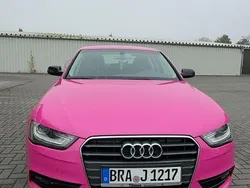 Grau Gebraucht 2012 Audi A4 Attraction Limousine | 8.000 € (Etwas zu teuer)