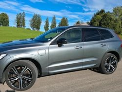 Grau Gebraucht 2019 Volvo XC60 R-Design SUV | 37.500 € (Teuer)