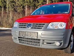 Rot Gebraucht 2009 VW Caddy Life Van / Kleinbus | 7.950 € (Teuer)