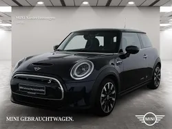 Blau Gebraucht 2022 Mini Cooper SE Kleinwagen | 18.900 € (Fairer Preis)