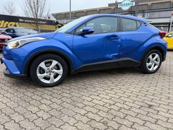 Blau Gebraucht 2017 Toyota C-HR SUV | 13.099 € (Fairer Preis)