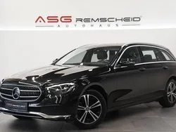 Schwarz Gebraucht 2021 Mercedes E220 Avantgarde Limousine | 23.750 € (Superpreis)