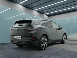 Schwarz Gebraucht 2023 VW ID.4 Pro SUV | 37.349 € (Etwas zu teuer)