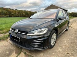 Schwarz Gebraucht 2018 VW Golf VII Highline Kombi | 14.400 € (Fairer Preis)