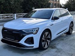 Gletscherweiß (metallic) Gebraucht 2024 Audi Q8 e-tron S-Line SUV | 58.900 € (Superpreis)