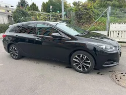 Schwarz Gebraucht 2015 Hyundai i40 Kombi | 11.999 € (Fairer Preis)