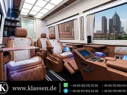 Schwarz Neu 2024 Mercedes Sprinter Luxury Van | 650.000 €