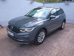 Grau Gebraucht 2021 VW Tiguan Life SUV | 27.990 € (Fairer Preis)