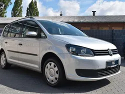 Silber Gebraucht 2011 VW Touran Trendline Van / Kleinbus | 6.990 € (Guter Preis)