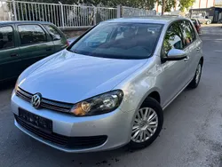Silber Gebraucht 2010 VW Golf VI Comfortline Limousine | 3.499 € (Guter Preis)