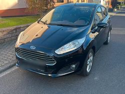 Schwarz Gebraucht 2014 Ford Fiesta Kleinwagen | 4.444 € (Fairer Preis)