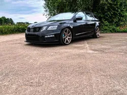 Schwarz Gebraucht 2017 Skoda Octavia RS Kombi | 14.000 € (Fairer Preis)