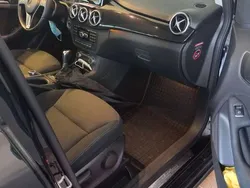 Mercedes B180