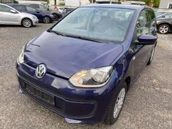 Blau (metallic) Gebraucht 2015 VW up! move up! Kleinwagen | 5.400 € (Guter Preis)