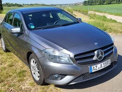 Grau Gebraucht 2012 Mercedes A200 Limousine | 9.000 € (Fairer Preis)