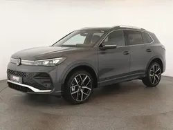 Grau Gebraucht 2024 VW Tiguan R-line SUV | 48.484 € (Superpreis)