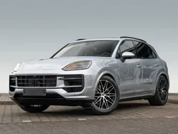 Dolomitsilbermetallic Gebraucht 2025 Porsche Cayenne SUV | 124.999 € (Guter Preis)