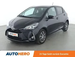 Schwarz Gebraucht 2020 Toyota Yaris Team Kleinwagen | 14.590 € (Guter Preis)