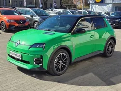 Gruen Neu 2025 Renault R5 Urban Kleinwagen | 27.890 € (Fairer Preis)