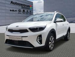 (ud) schneeweiss Gebraucht 2021 Kia Stonic Vision SUV | 17.999 € (Etwas zu teuer)