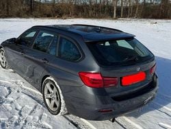 Grau Gebraucht 2019 BMW 318 Kombi | 13.700 € (Guter Preis)