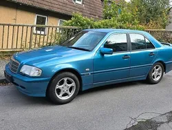 Blau Gebraucht 1999 Mercedes C180 Limousine | 1.999 € (Guter Preis)