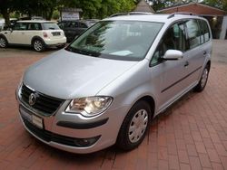 Reflexsilber metallic Gebraucht 2009 VW Touran Conceptline Van / Kleinbus | 4.388 € (Etwas zu teuer)