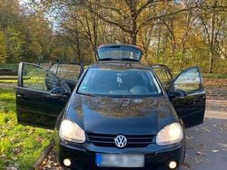 Schwarz Gebraucht 2006 VW Golf V Edition Limousine | 2.799 € (Etwas zu teuer)