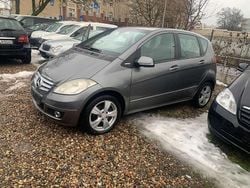 Mountaingrau met. Gebraucht 2009 Mercedes A180 Kleinwagen | 4.299 € (Etwas zu teuer)