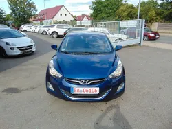 Blau Gebraucht 2012 Hyundai Elantra Limousine | 4.499 €