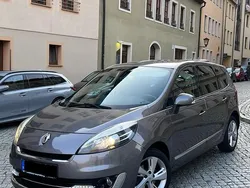 Grau Gebraucht 2012 Renault Grand Scénic III Van / Kleinbus | 6.300 € (Fairer Preis)
