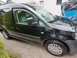Schwarz Gebraucht 2013 VW Caddy Trendline Van / Kleinbus | 8.100 € (Fairer Preis)