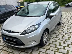 Silber Gebraucht 2009 Ford Fiesta Ambiente Kleinwagen | 4.000 € (Etwas zu teuer)