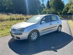 Silber Gebraucht 2004 VW Golf Trendline Limousine | 1.999 € (Superpreis)