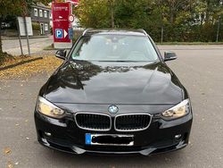 Schwarz Gebraucht 2012 BMW 318 Kombi | 8.791 € (Fairer Preis)