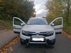 Weiß Gebraucht 2012 Dacia Duster Prestige SUV | 8.300 € (Etwas zu teuer)