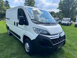 Weiß Gebraucht 2019 Citroën Jumper Business Class Van / Kleinbus | 14.700 € (Fairer Preis)