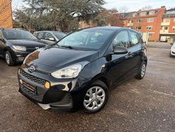 Schwarz Gebraucht 2017 Hyundai i10 Passion Kleinwagen | 5.990 € (Guter Preis)