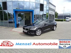 Schwarz Gebraucht 2021 Volvo V60 Momentum Kombi | 26.990 € (Teuer)