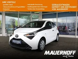 Weiß Gebraucht 2021 Toyota Aygo Business Edition Kleinwagen | 10.490 € (Fairer Preis)