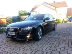 Schwarz Gebraucht 2012 Audi A4 S-Line Kombi | 8.100 € (Etwas zu teuer)