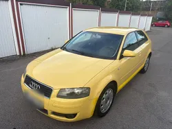 Gelb Gebraucht 2004 Audi A3 Limousine | 1.500 € (Superpreis)
