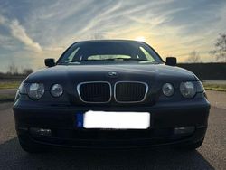Schwarz Gebraucht 2002 BMW 116 Kleinwagen | 999 €