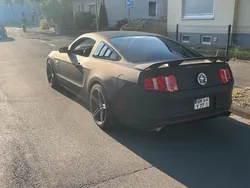 Schwarz Gebraucht 2012 Ford Mustang Limousine | 15.500 € (Guter Preis)
