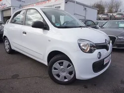 Weiß Gebraucht 2019 Renault Twingo Life Kleinwagen | 9.490 € (Fairer Preis)