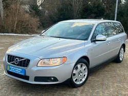 Silber Gebraucht 2010 Volvo V70 Kombi | 7.490 € (Fairer Preis)