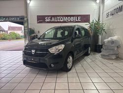 Grau Gebraucht 2017 Dacia Lodgy Lauréate Van / Kleinbus | 9.900 € (Fairer Preis)