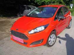 Rot Gebraucht 2016 Ford Fiesta Ambiente Kleinwagen | 5.650 € (Fairer Preis)